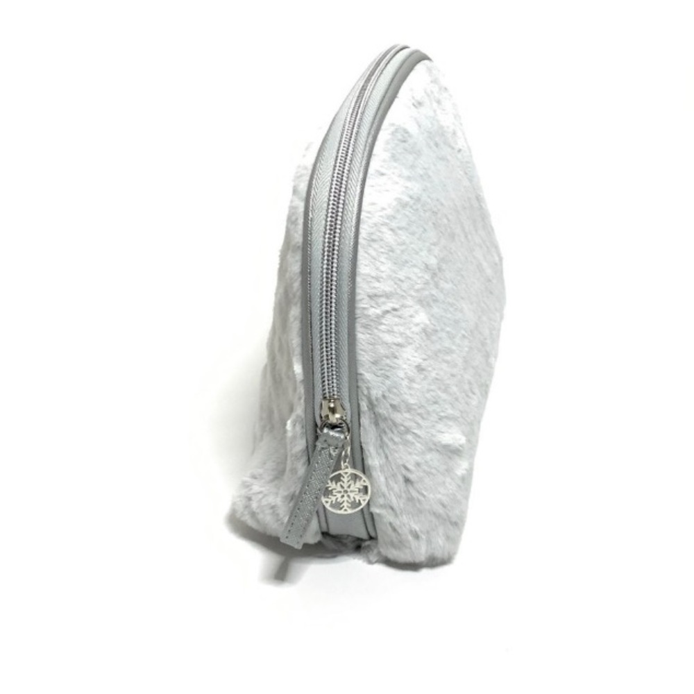 Makeup bag